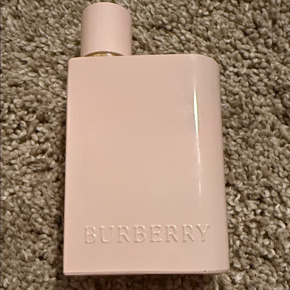 Burberry Blush Pink Fragrance Bottle